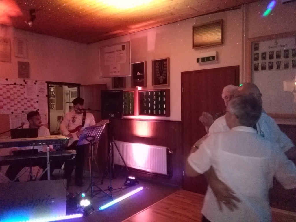 23-koenigsumtrunk_2016